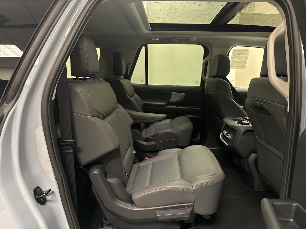 New 2025 Ford Expedition Max Active image 39