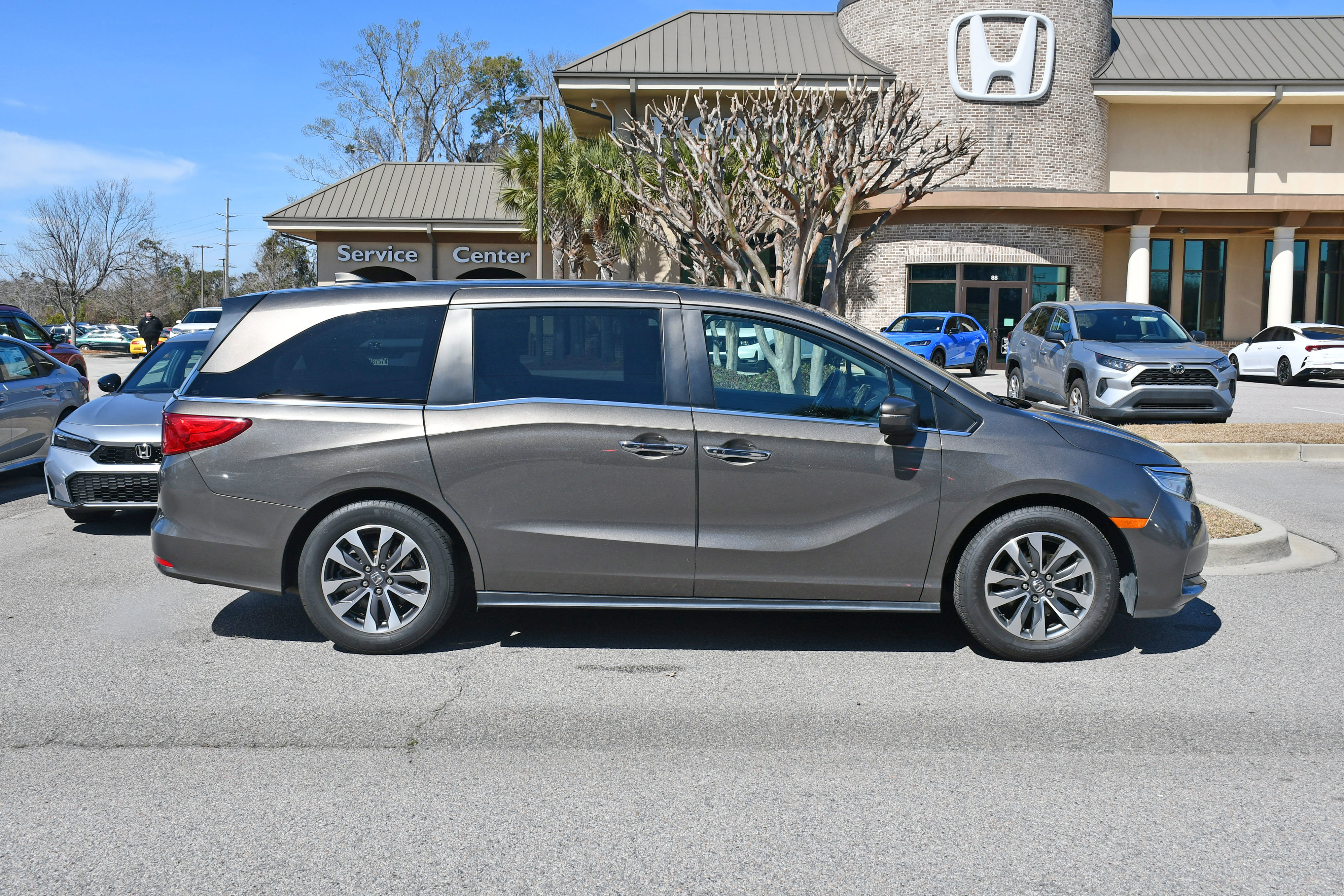 Used 2022 Honda Odyssey EX-L image 5