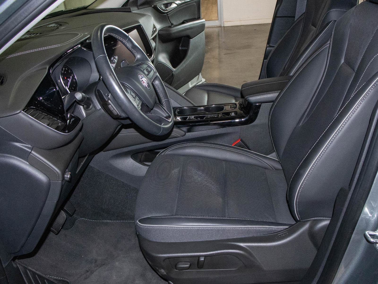 Used 2023 Buick Envision Essence image 7