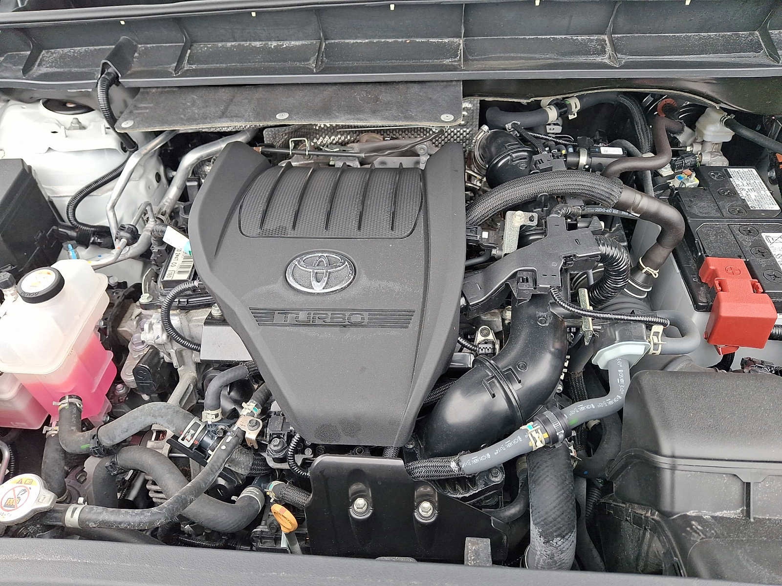 Used 2024 Toyota Highlander Platinum image 29