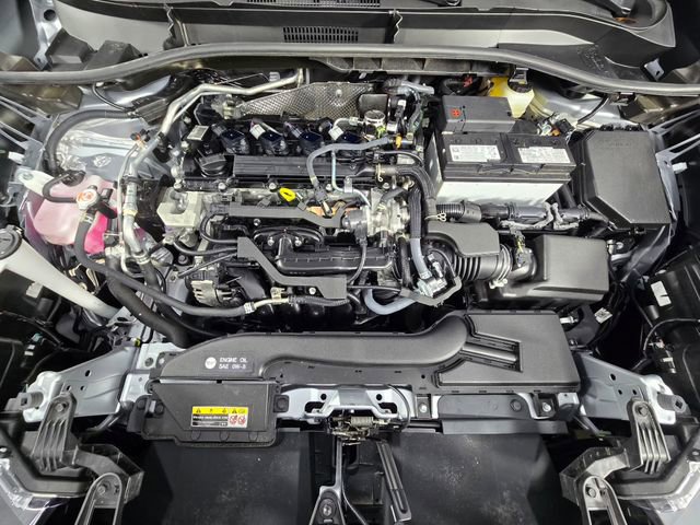 Used 2025 Toyota Corolla Cross L image 11