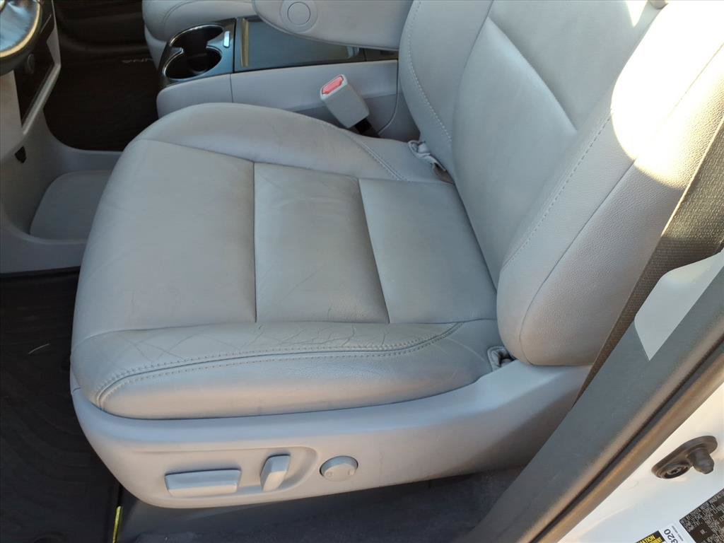 Used 2018 Toyota Sienna XLE AWD/4WD image 25