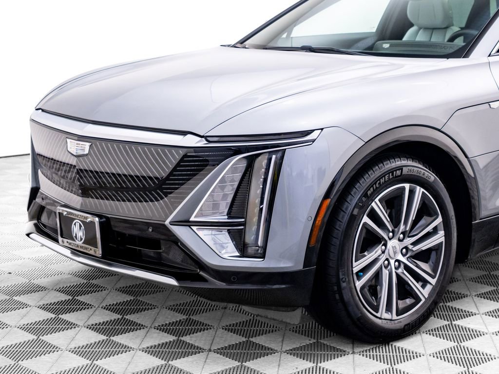 Used 2024 Cadillac Lyriq Luxury AWD/4WD image 34