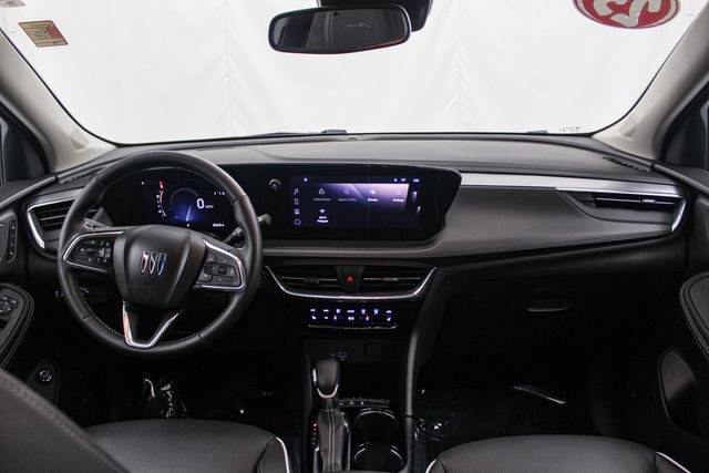 Used 2025 Buick Encore GX Avenir w/ Avenir Convenience Package AWD/4WD image 15