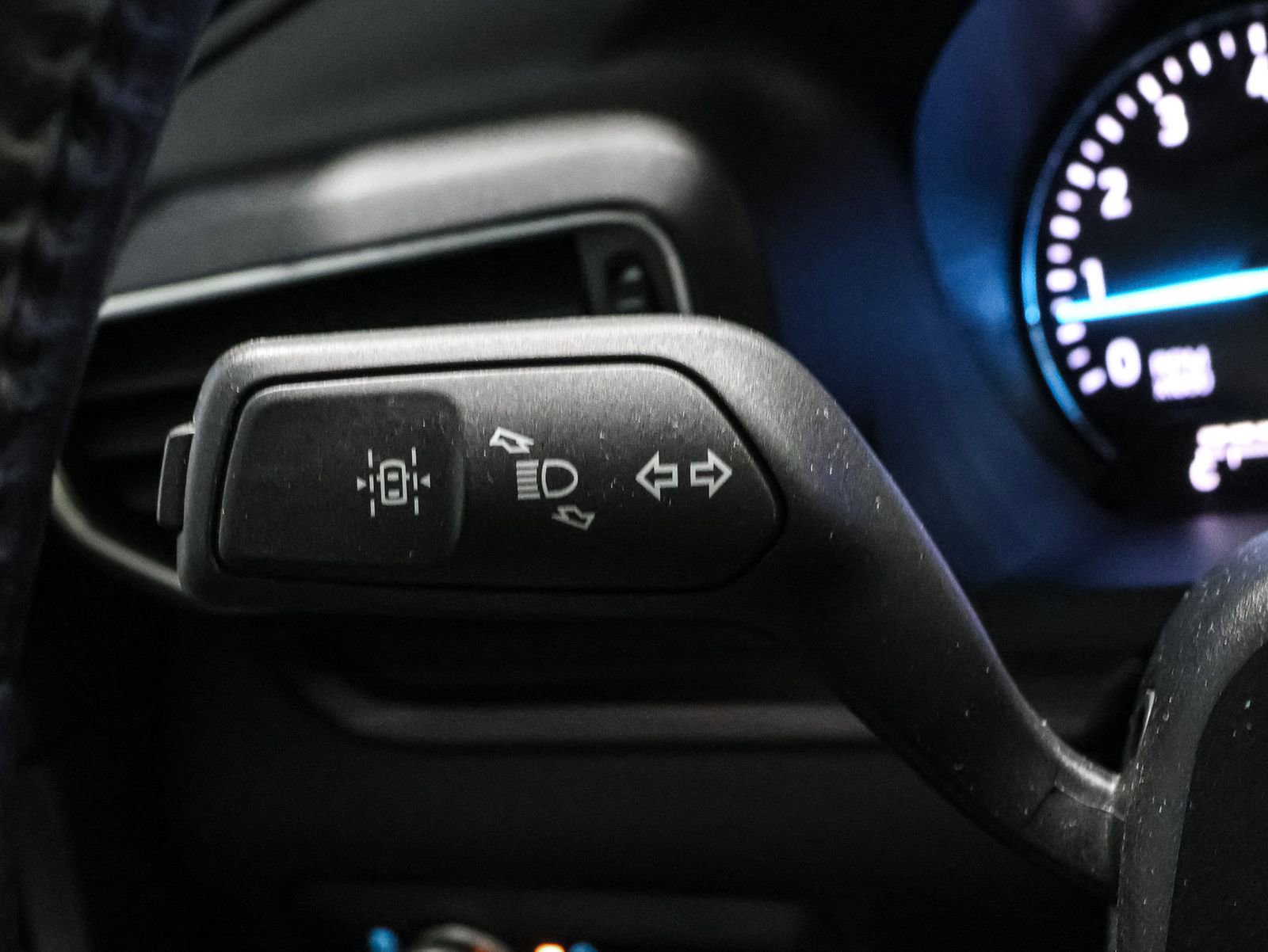 Used 2023 Ford Explorer Limited w/ Equipment Group 301A image 32