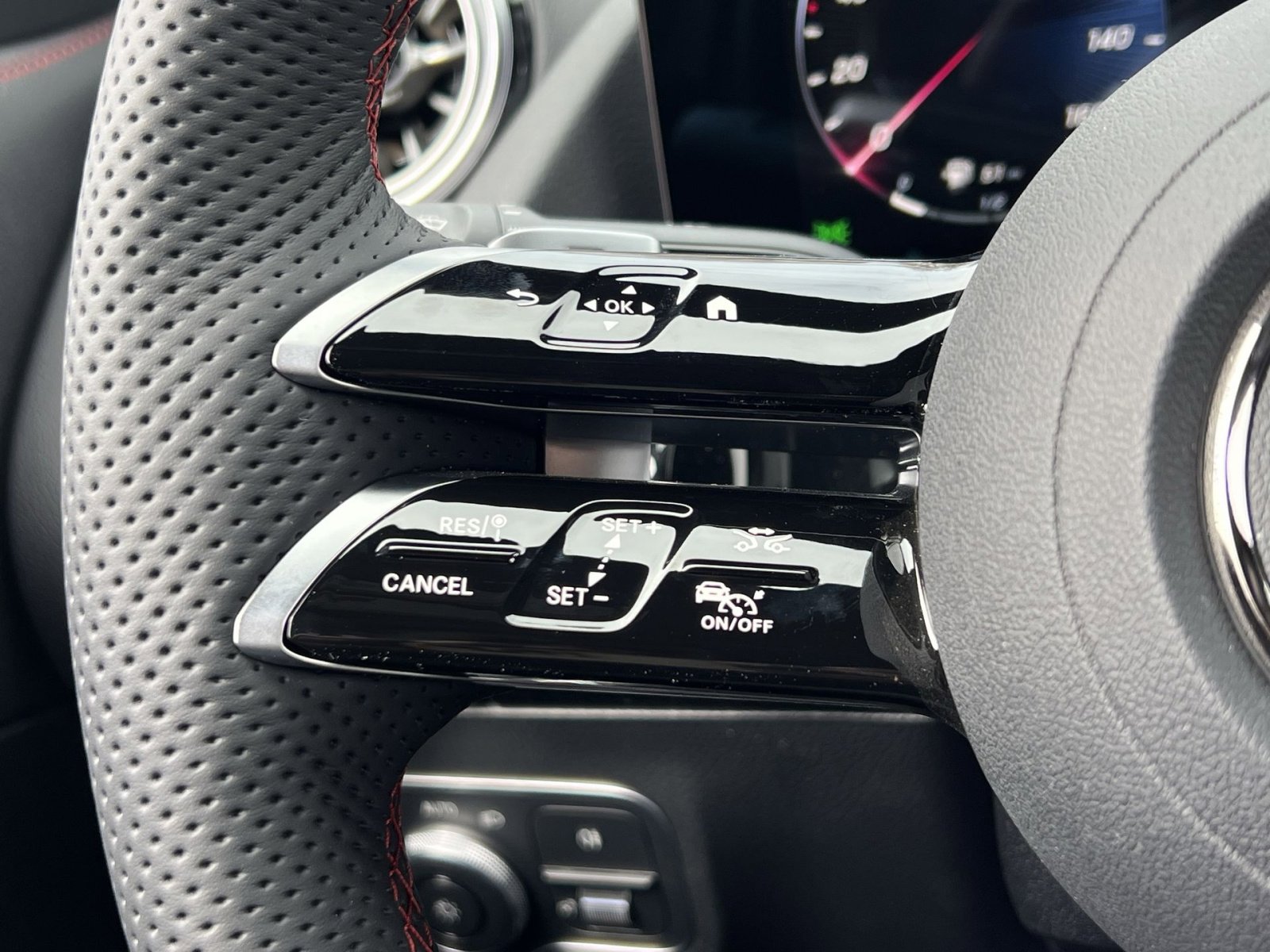 New 2026 Mercedes-Benz GLA 250 4MATIC image 30