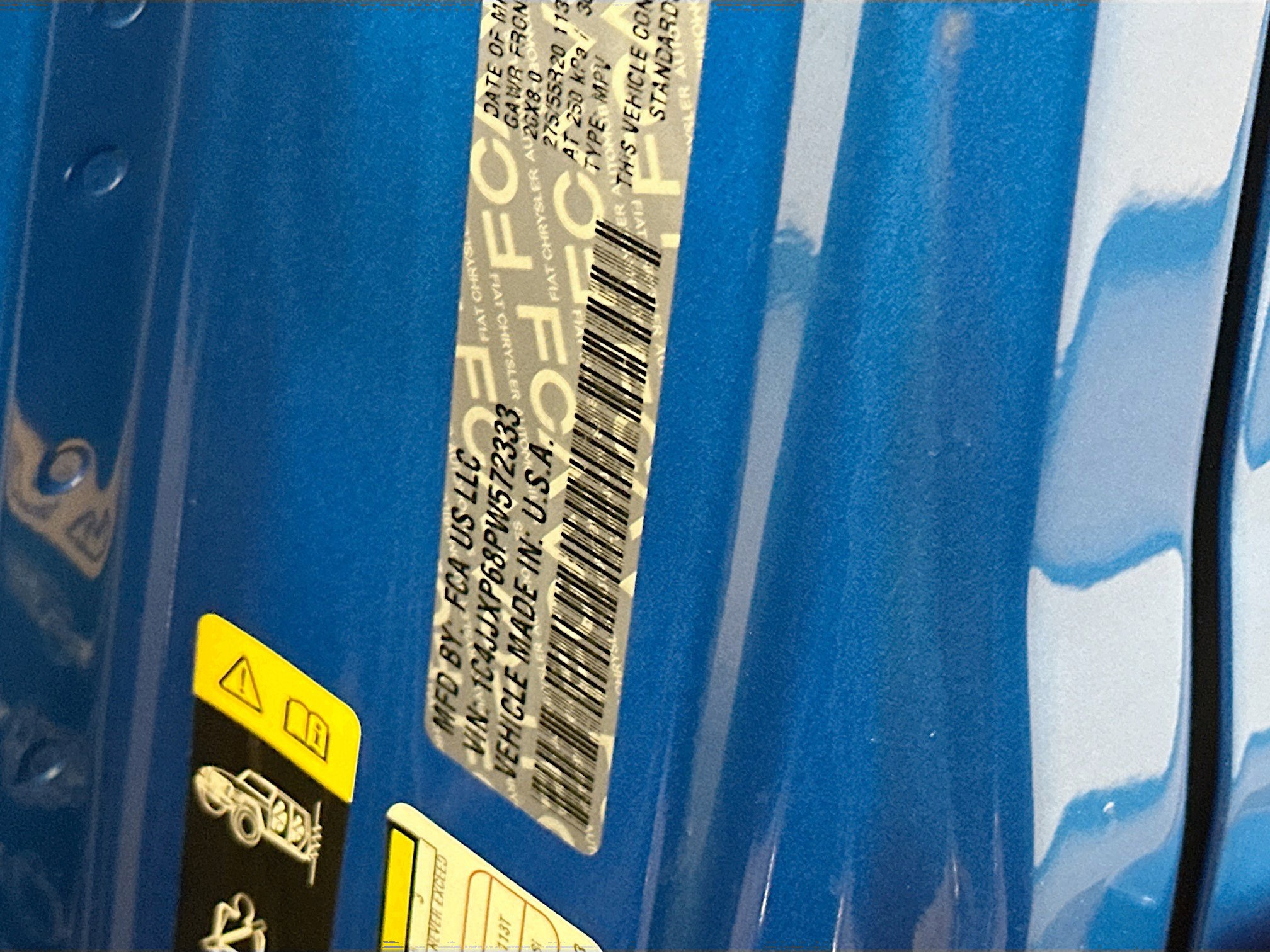 Used 2023 Jeep Wrangler Sahara image 12