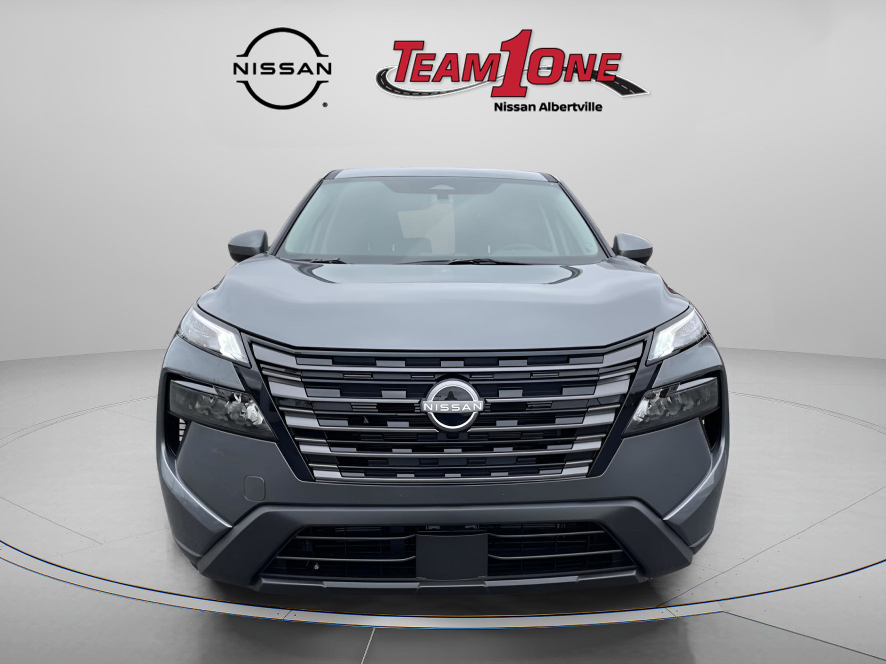 New 2026 Nissan Rogue SV FWD image 2
