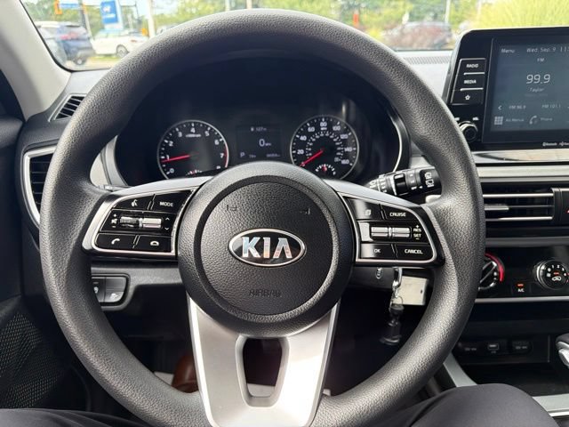 Used 2021 Kia Seltos LX w/ Paint Protection Package AWD/4WD image 16
