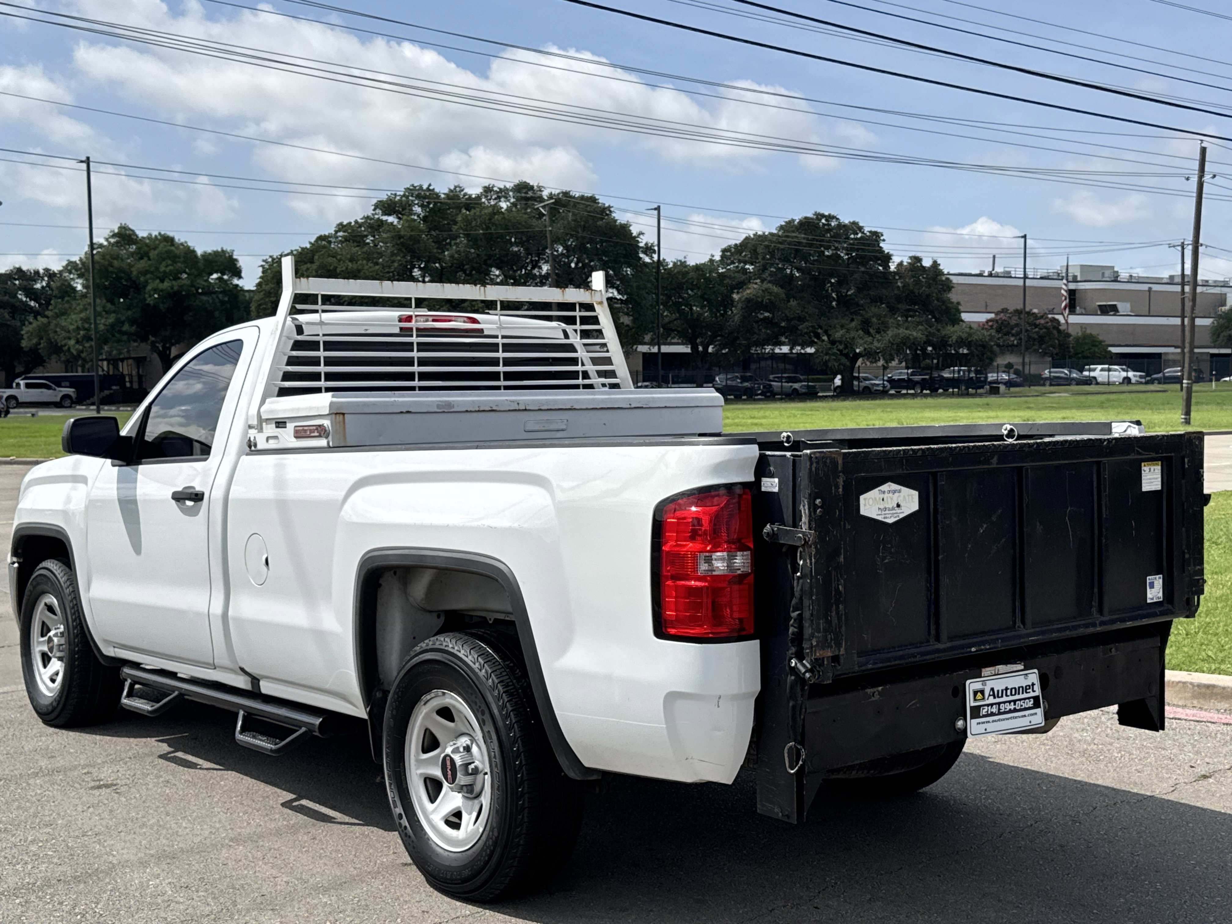 Used 2018 GMC Sierra 1500 2WD Regular Cab image 3