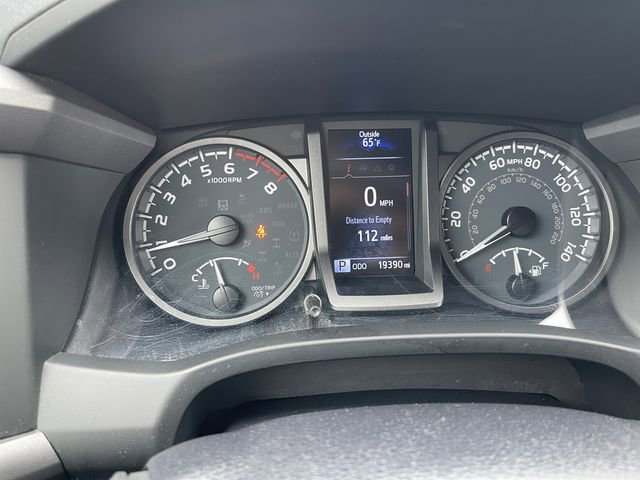 Used 2023 Toyota Tacoma TRD Off-Road AWD/4WD image 23
