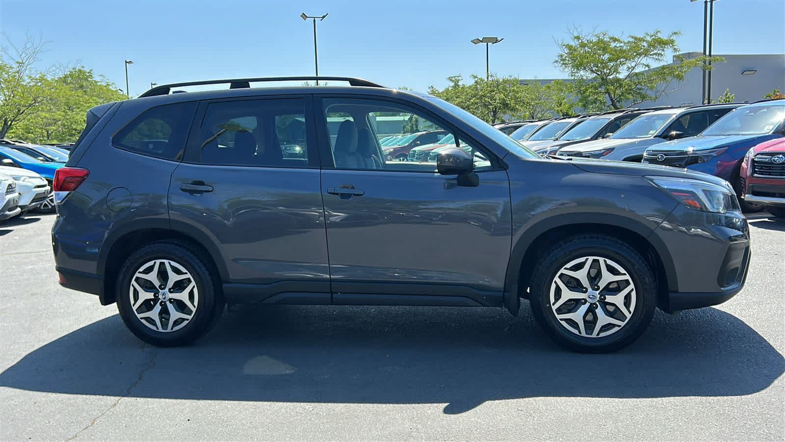 Used 2021 Subaru Forester Premium AWD/4WD image 4