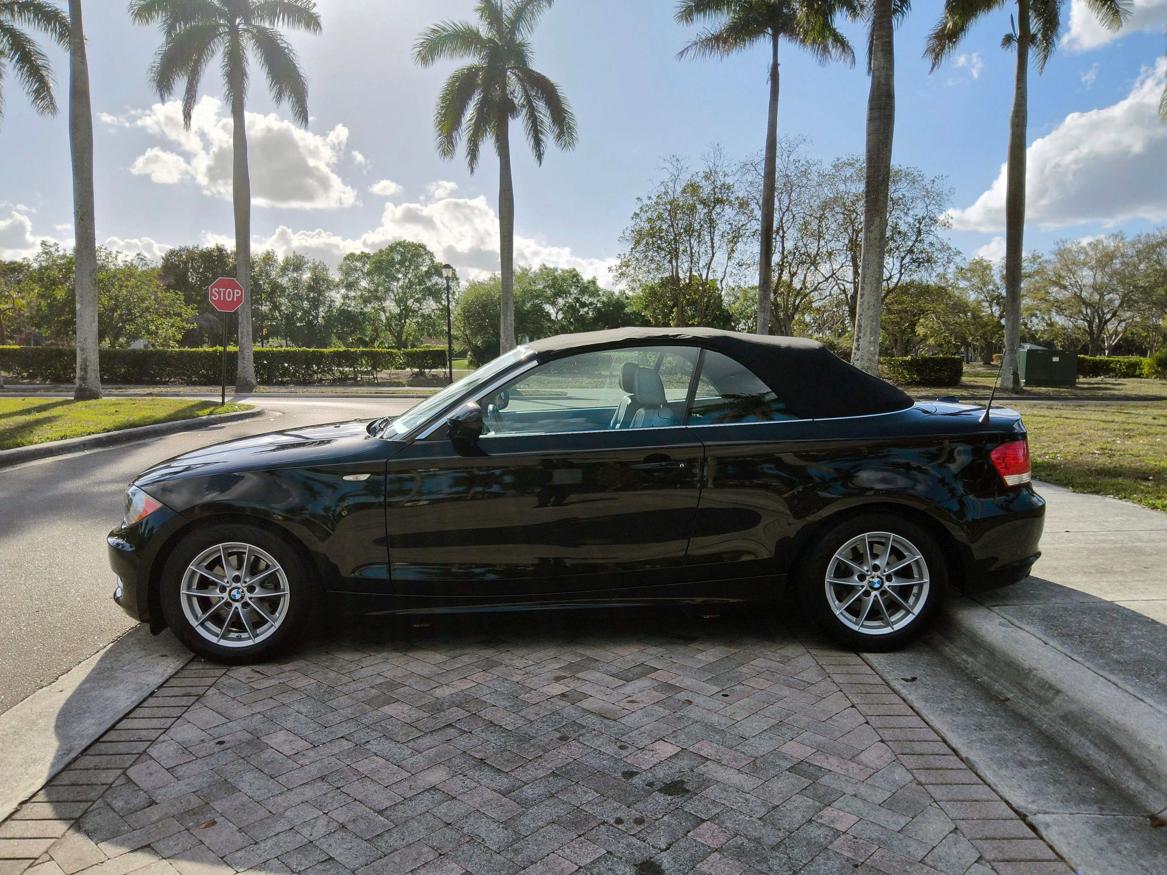 Used 2011 BMW 128i 128i Convertible 2D image 36