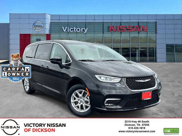 Used 2023 Chrysler Pacifica Touring-L FWD video 1