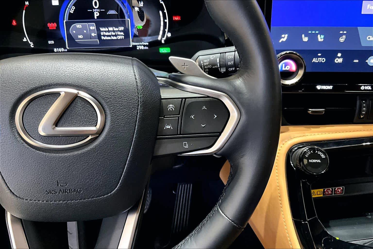 Used 2025 Lexus NX 350h AWD w/ Premium Package image 23