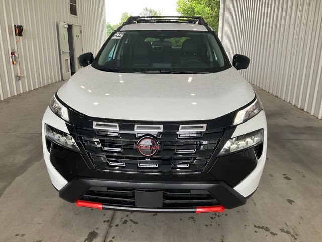 Used 2025 Nissan Rogue SV AWD/4WD image 24