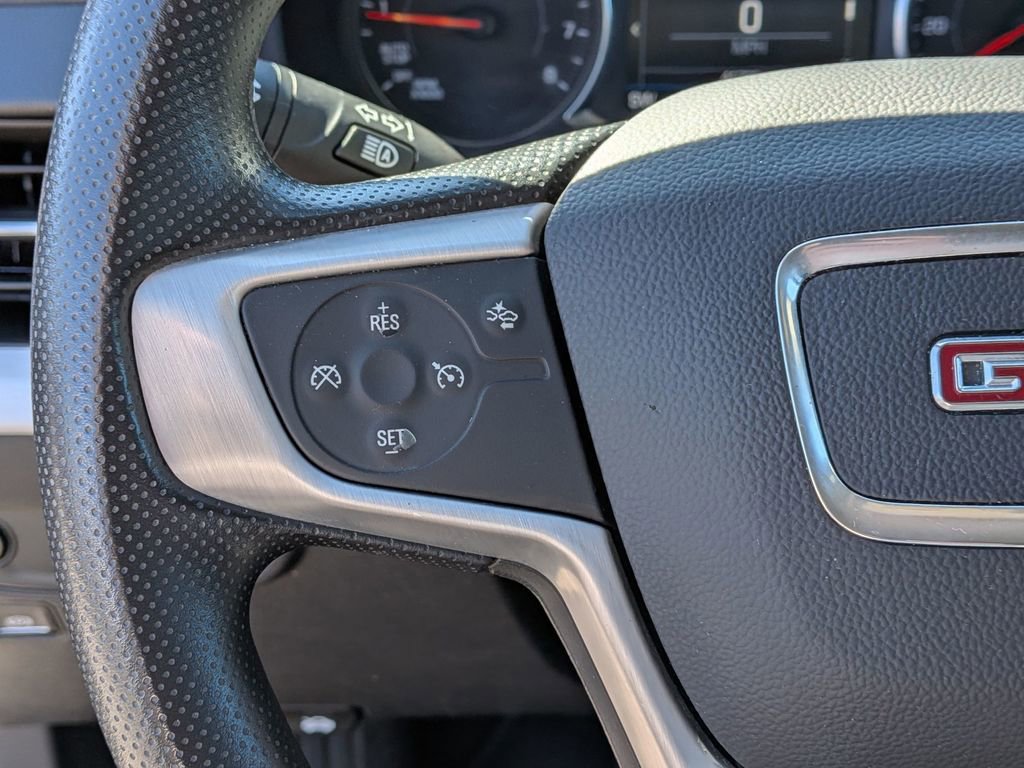Used 2024 GMC Terrain SLE FWD image 17
