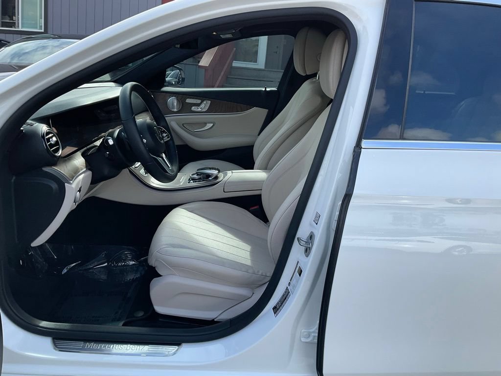 Used 2019 Mercedes-Benz E 300 w/ Premium 1 Package image 14