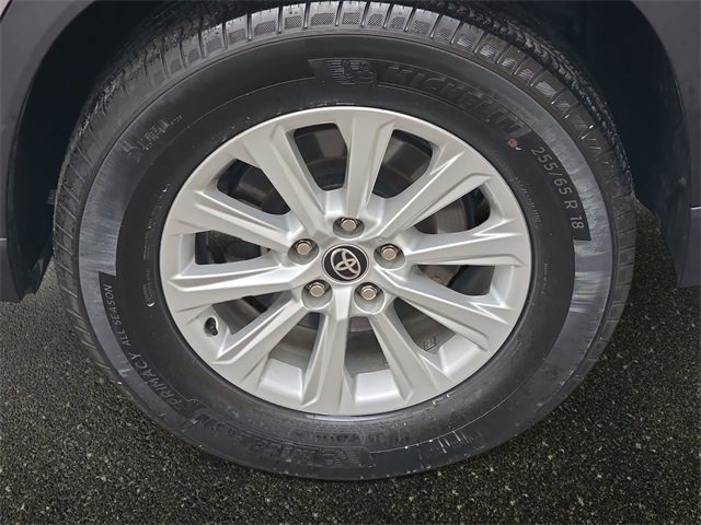 Used 2024 Toyota Grand Highlander XLE image 36