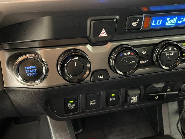 Used 2021 Toyota Tacoma Limited AWD/4WD image 11