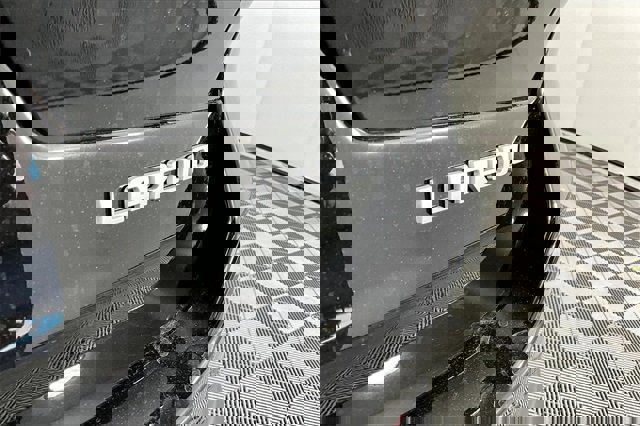 New 2025 Jeep Grand Cherokee L Laredo w/ Luxury Tech Group I image 10