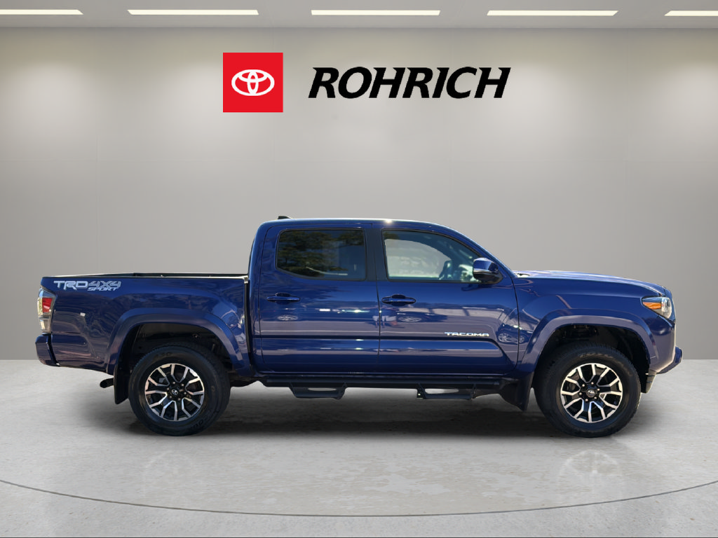 Used 2023 Toyota Tacoma TRD Sport w/ Technology Package AWD/4WD image 5