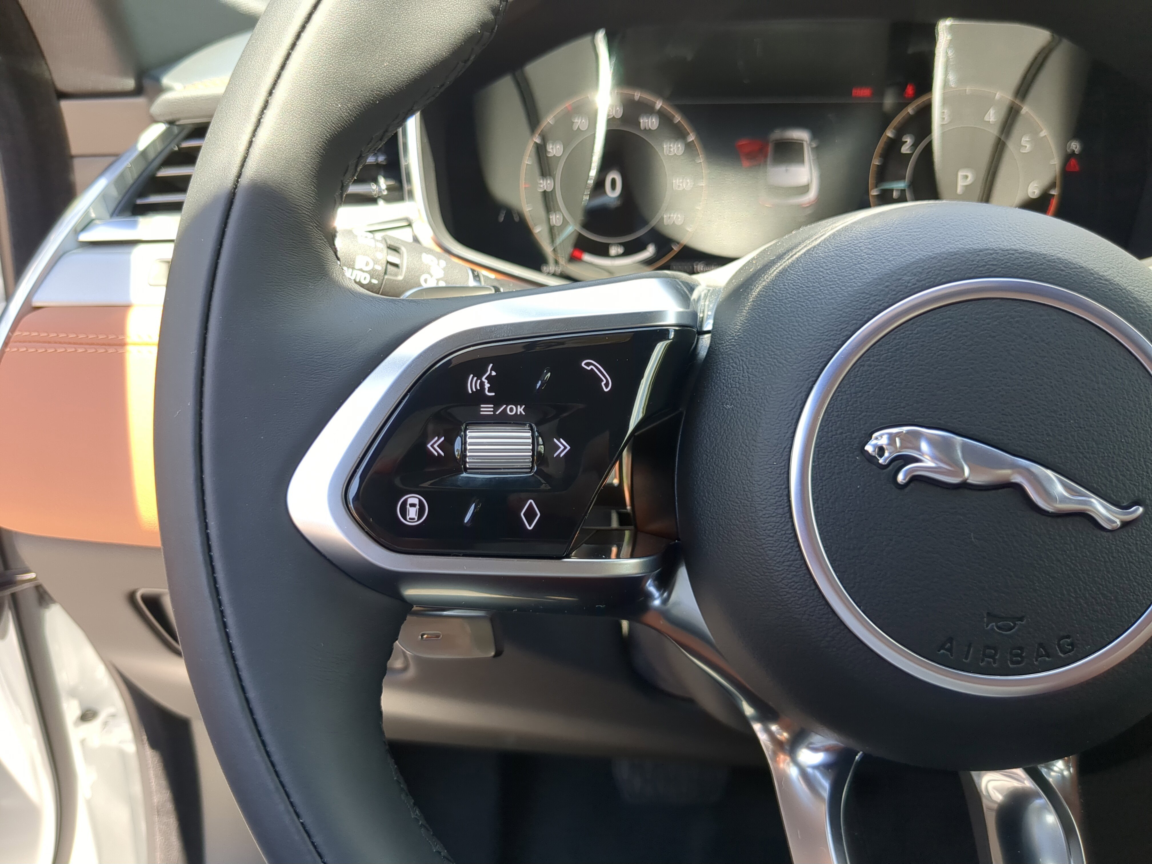 New 2026 Jaguar F-PACE R-Dynamic S AWD/4WD image 27
