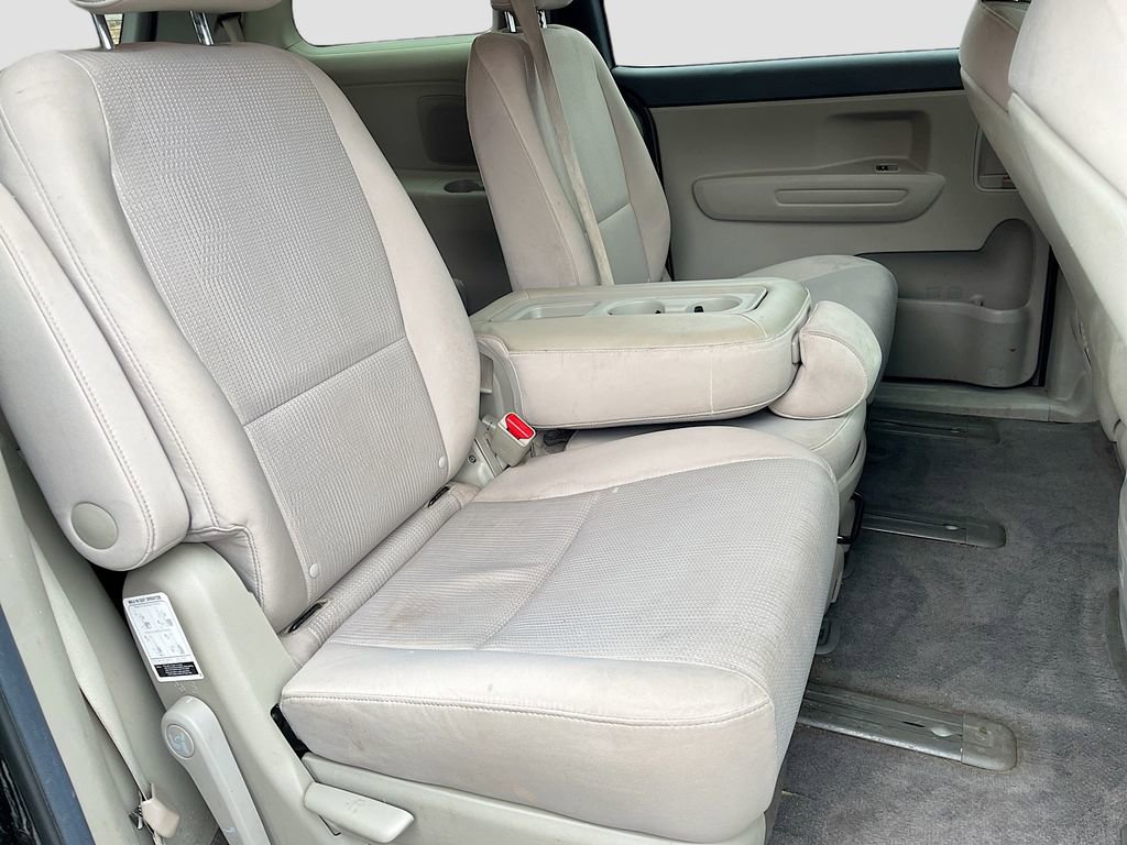 Used 2020 Kia Sedona LX image 27