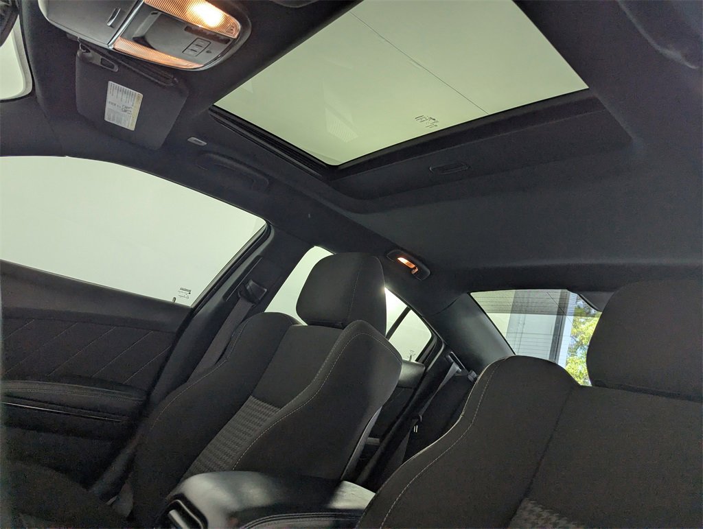 Used 2023 Dodge Charger R/T w/ Blacktop Package image 28