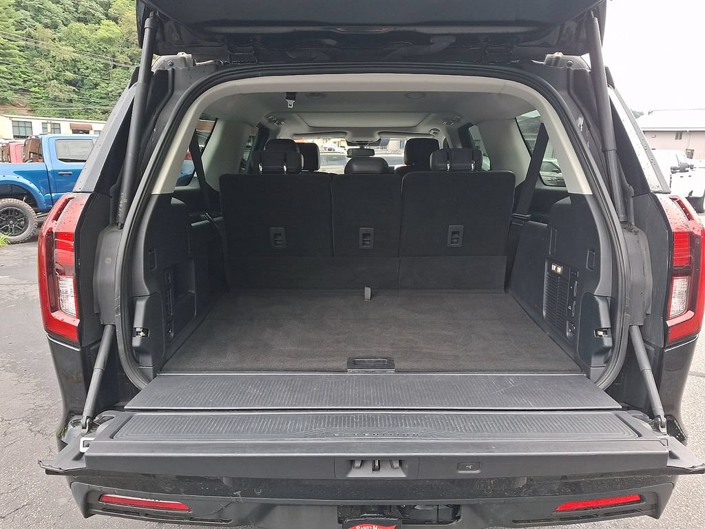 Used 2025 Ford Expedition Max Active AWD/4WD image 30