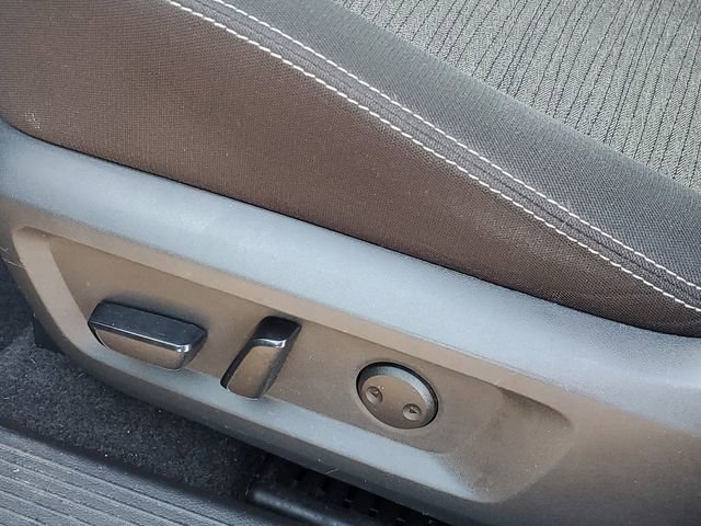 Used 2022 Nissan Rogue SV image 6