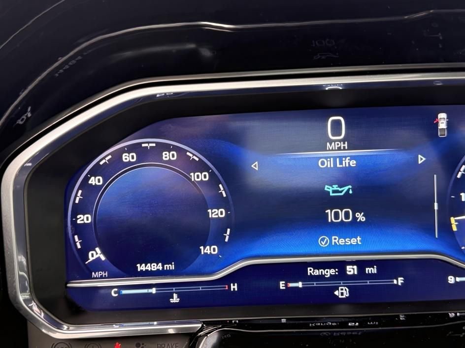 Certified 2024 Chevrolet Silverado 2500 LT w/ Convenience Package image 16