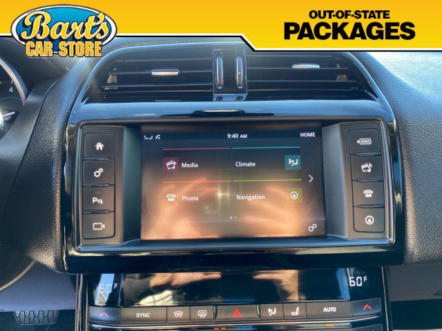 Used 2018 Jaguar XE Premium AWD/4WD image 32