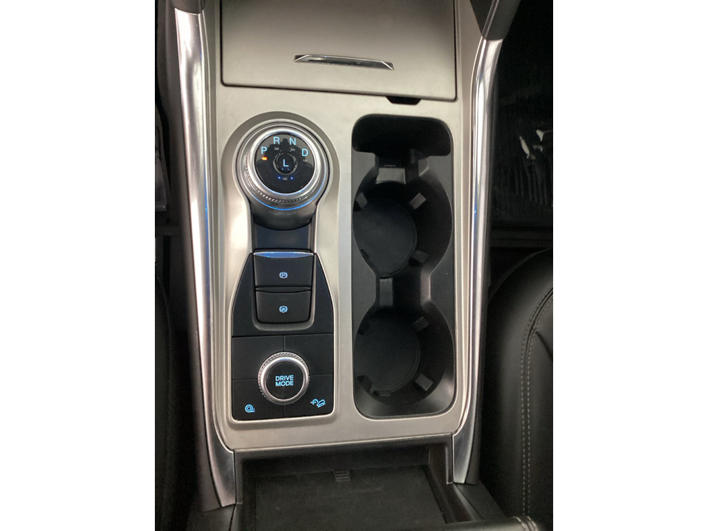 Used 2022 Ford Explorer XLT w/ Equipment Group 202A AWD/4WD image 28