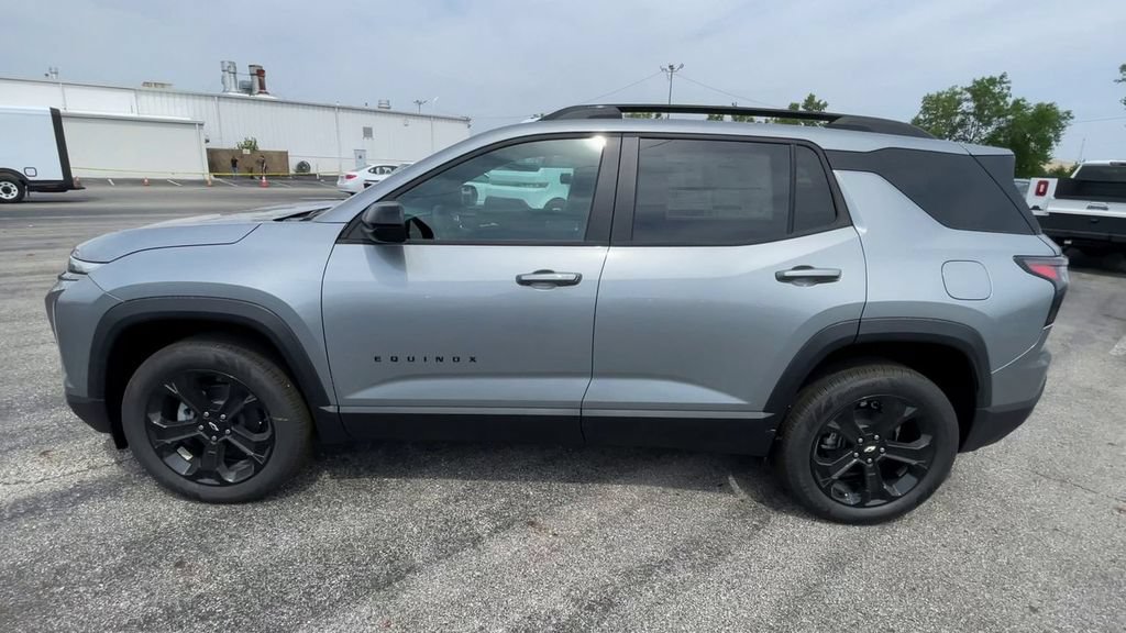 New 2026 Chevrolet Equinox LT w/ Convenience Package II FWD image 7