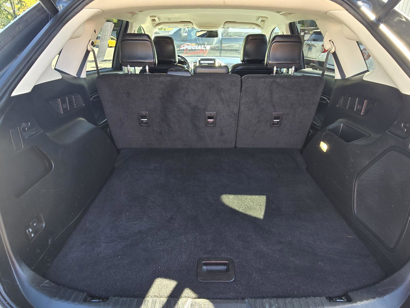 Used 2023 Ford Edge Titanium image 13