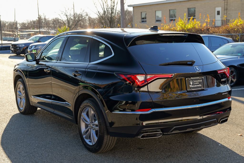 Used 2023 Acura MDX SH-AWD image 5
