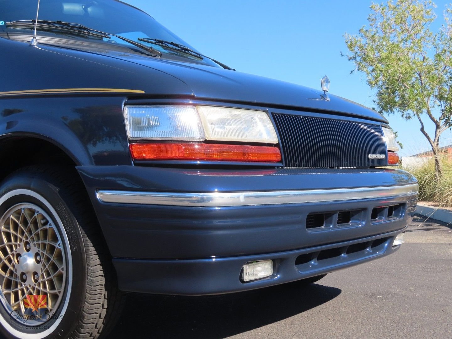 Used 1995 Chrysler Town & Country image 34