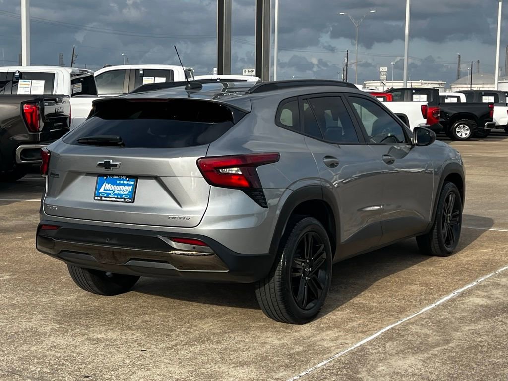 Used 2025 Chevrolet Trax ACTIV w/ Driver Confidence Package image 12