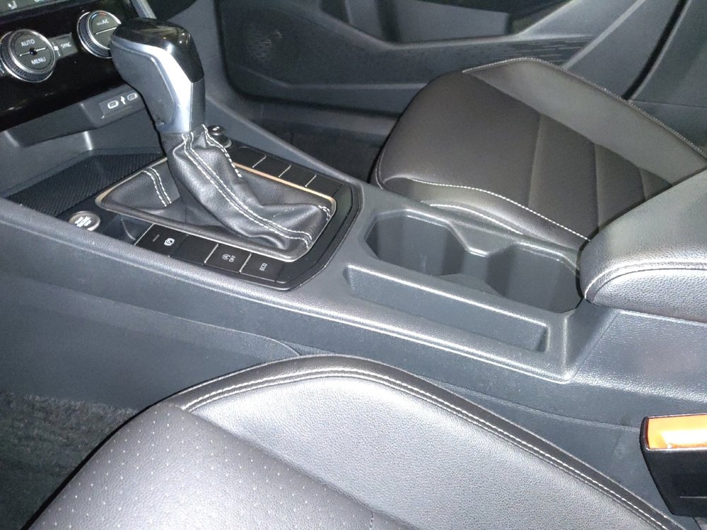 Used 2024 Volkswagen Jetta SE FWD image 26