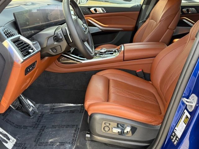 Used 2025 BMW X7 M60i image 17