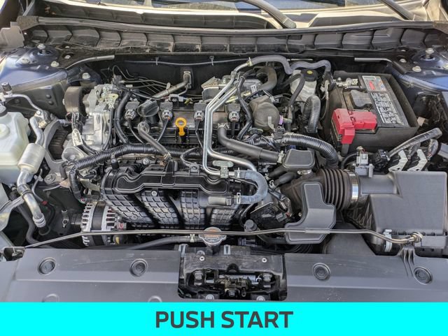 Used 2025 Nissan Altima 2.5 SV FWD image 12