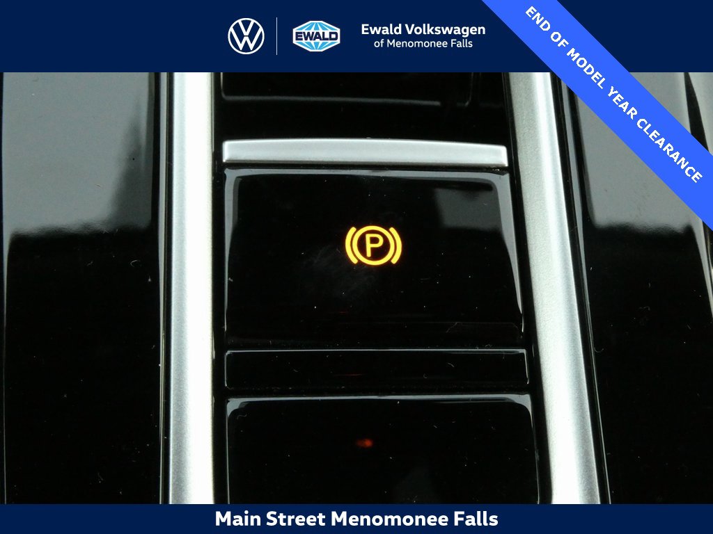 New 2025 Volkswagen Atlas Cross Sport SE image 14