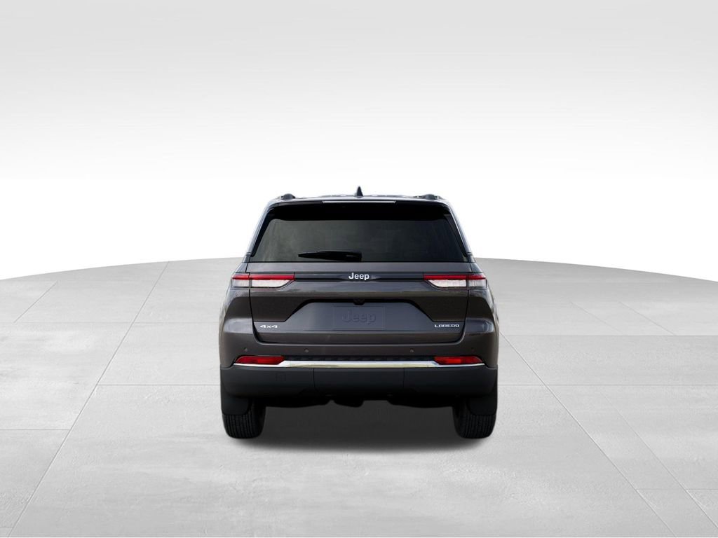 New 2025 Jeep Grand Cherokee Laredo X w/ Trailer Tow Package image 8