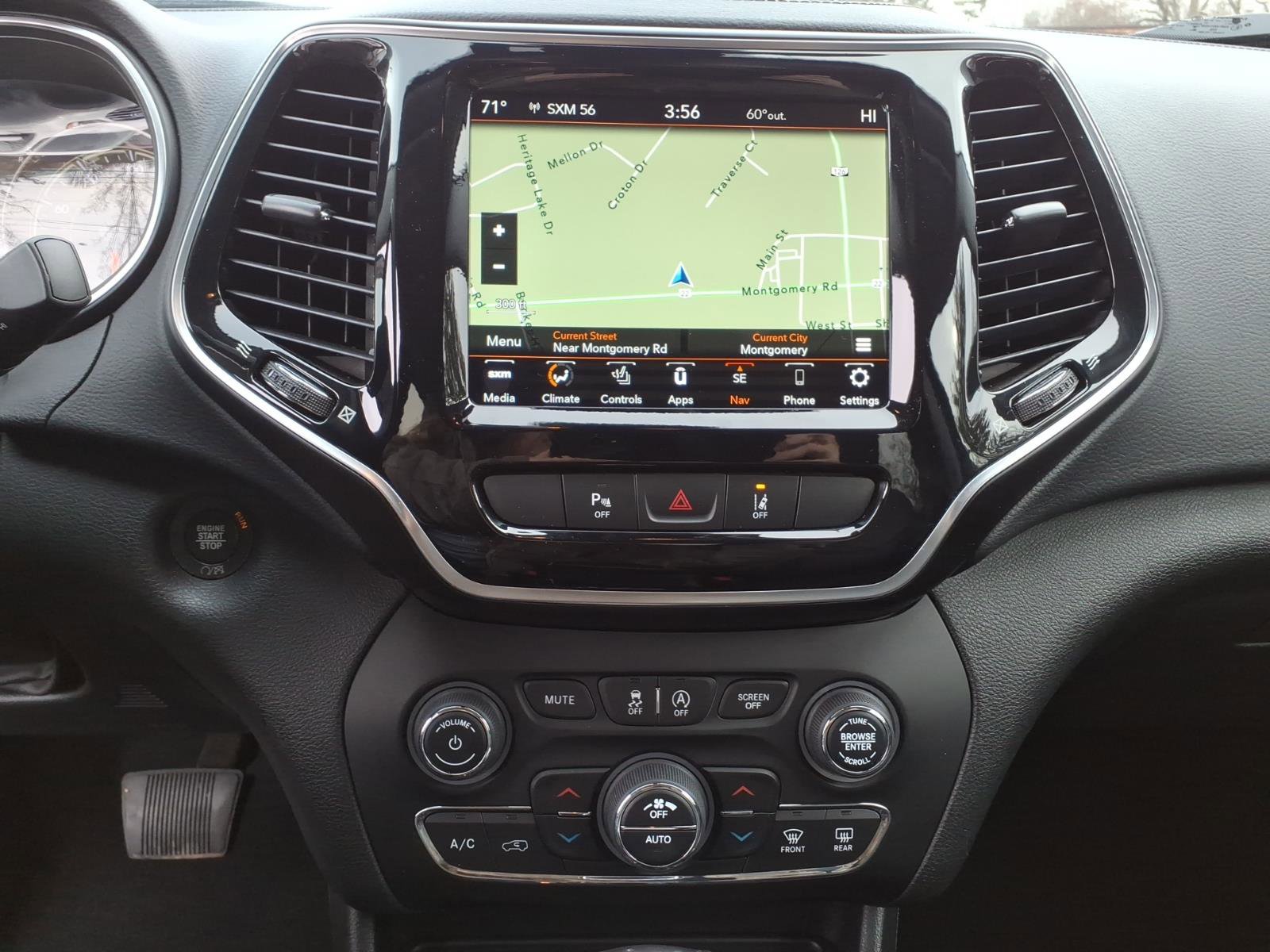 Used 2020 Jeep Cherokee Limited w/ Luxury Group image 17