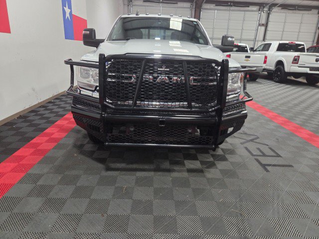 Used 2023 RAM 3500 Tradesman w/ Towing Technology Group AWD/4WD image 4