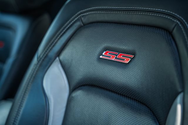 Used 2018 Chevrolet Camaro SS RWD image 35