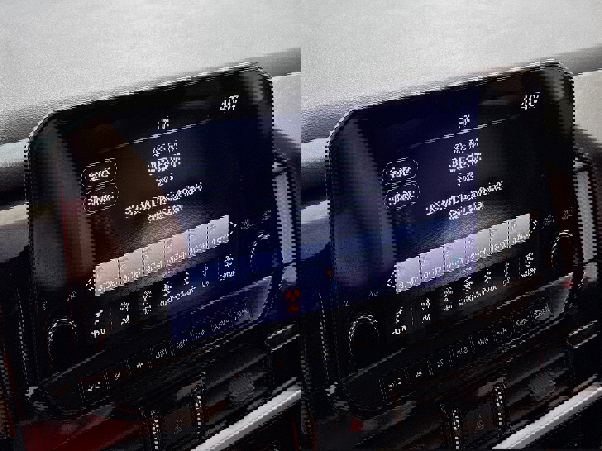 Used 2023 Nissan Pathfinder SL image 17