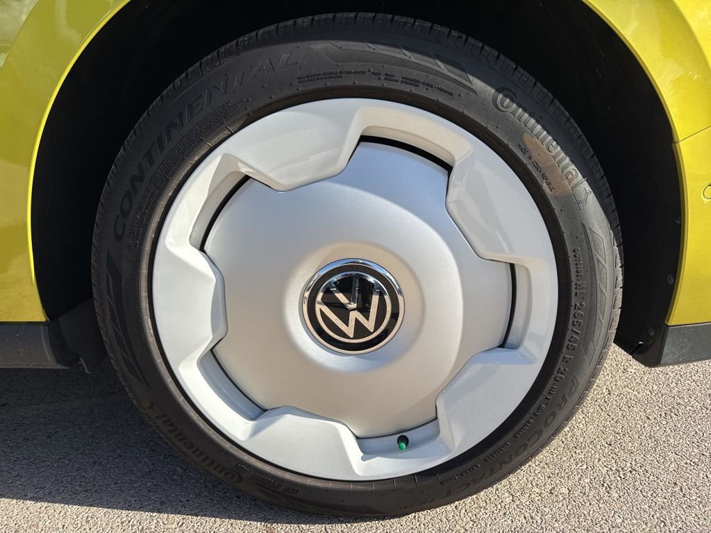 New 2025 Volkswagen ID. Buzz 1st Edition image 9