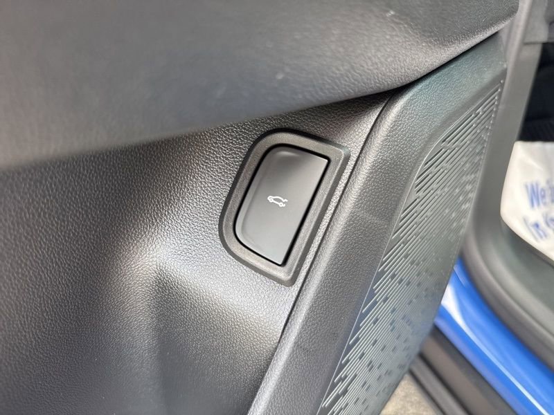 New 2026 Chevrolet Equinox ACTIV w/ Convenience Package III image 9